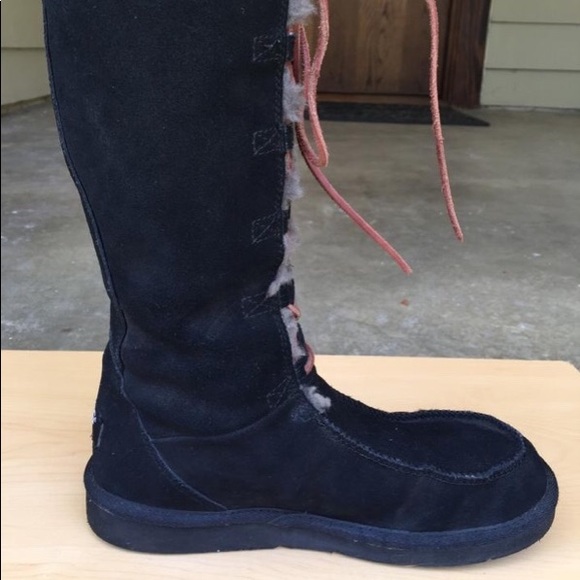 *SOLD* UGG Uptown Lace-Up Boots - Black - Picture 6 of 7